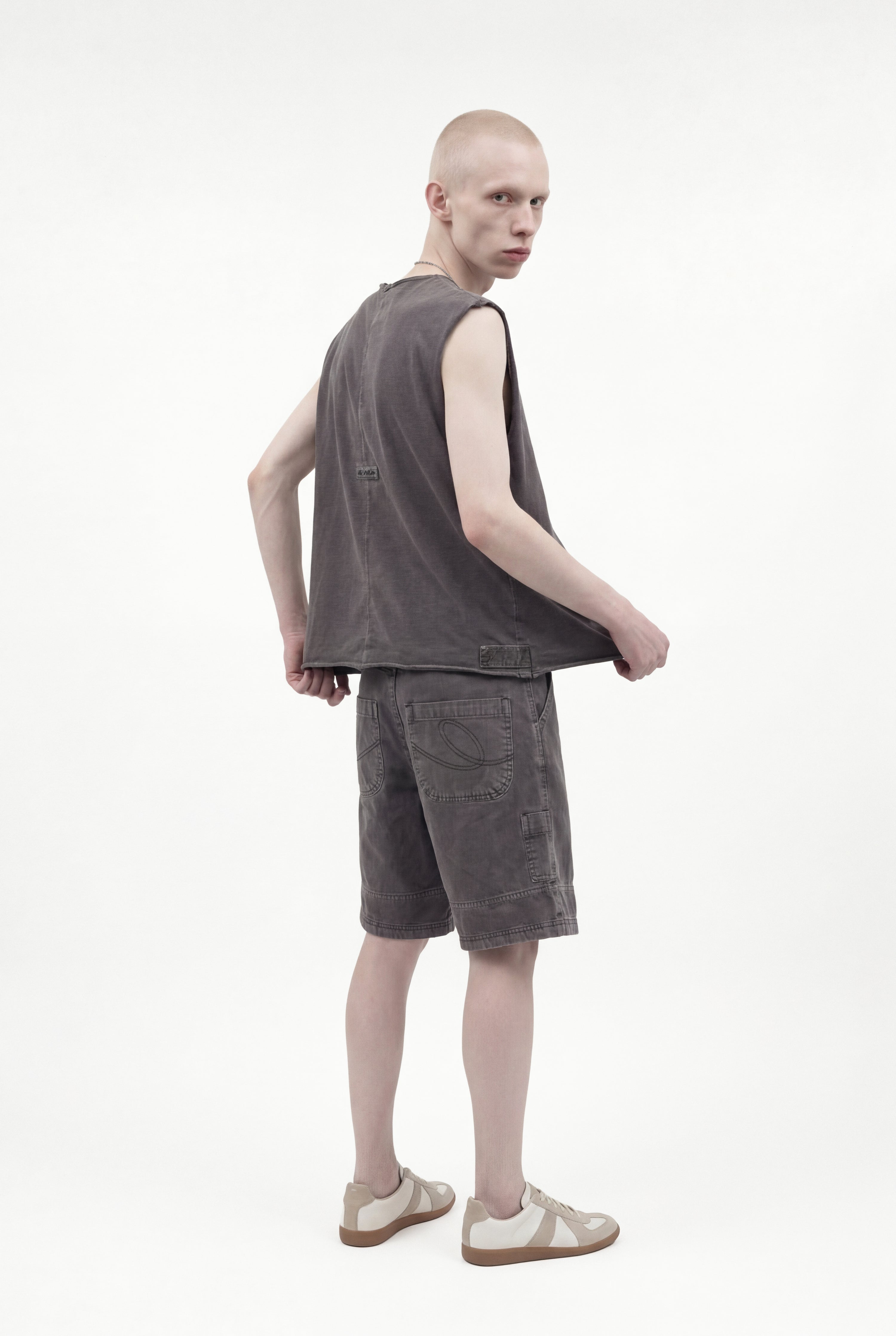 DENIM CARPENTER SHORTS
