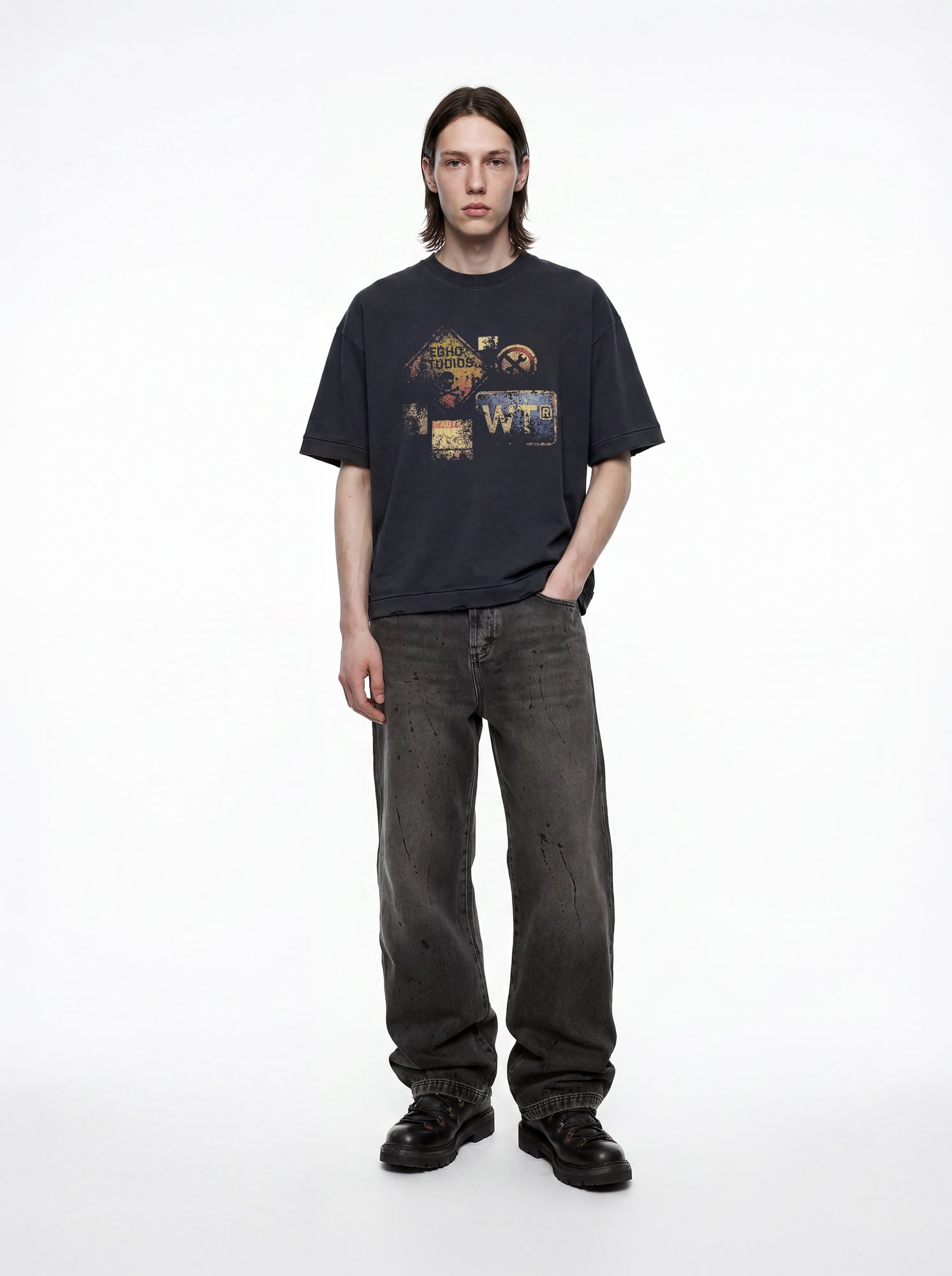 RUSTY SIGNS BOXY TEE BLACK