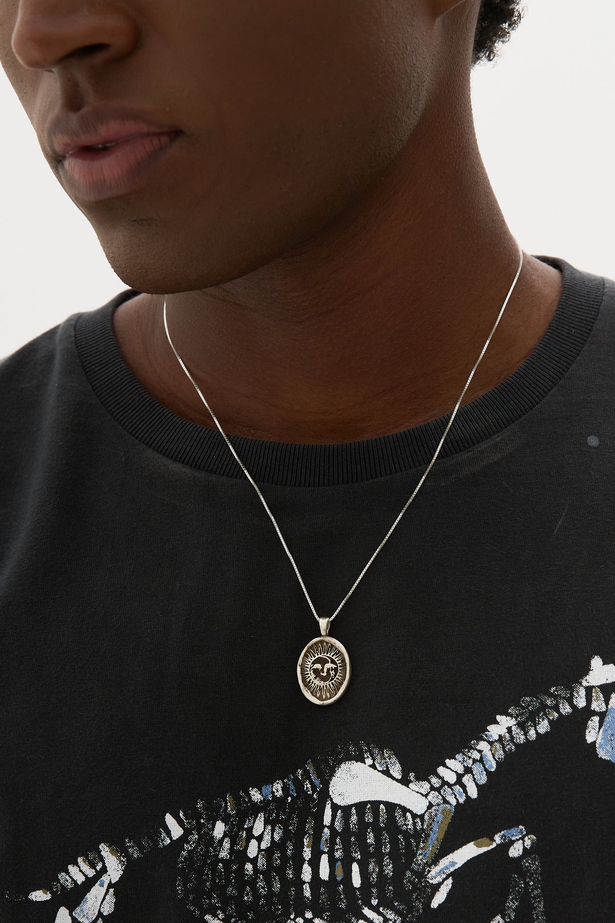 SUNNY SILVER NECKLACE x WSG