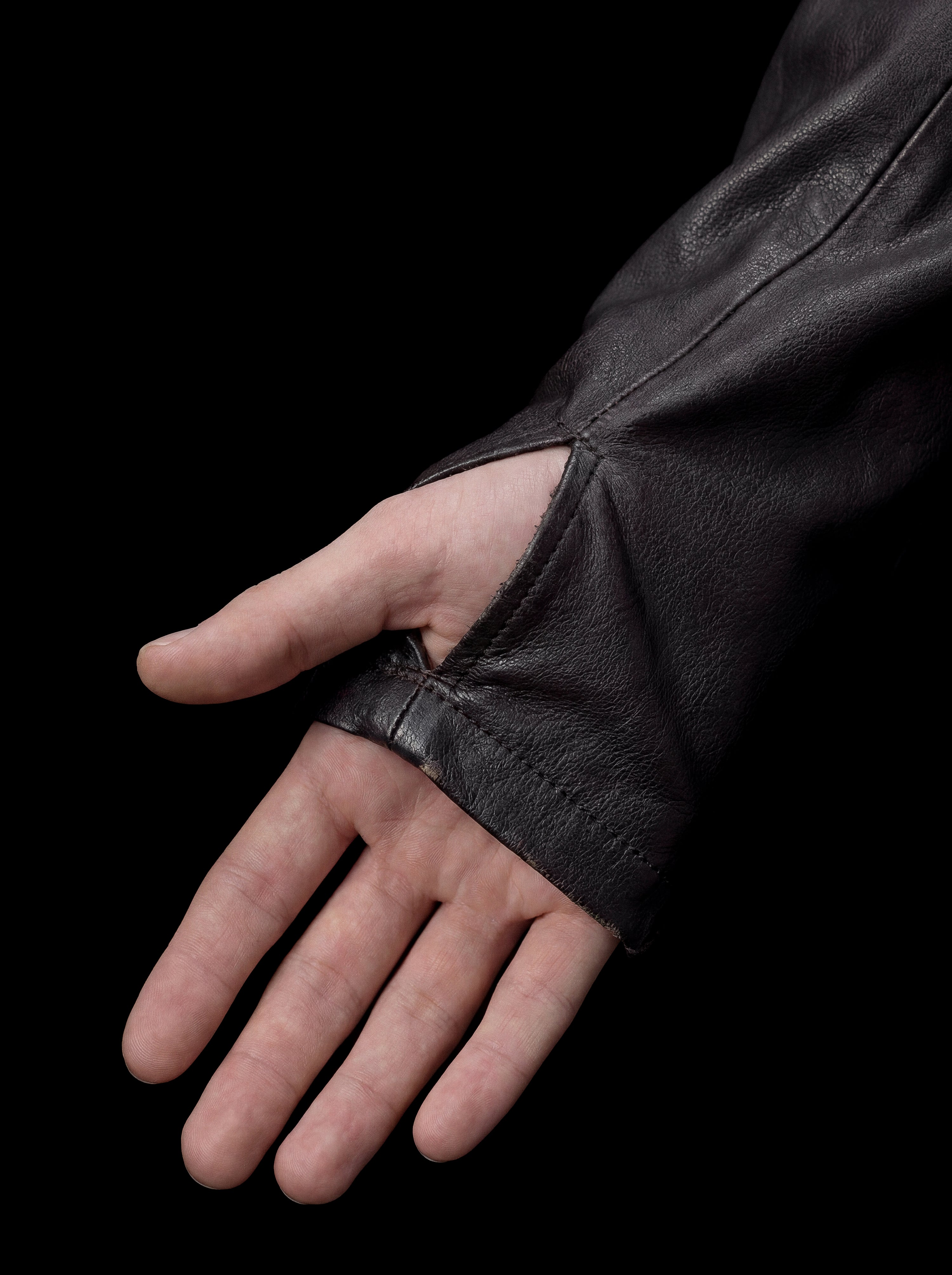 BLACK LEATHER JACKET