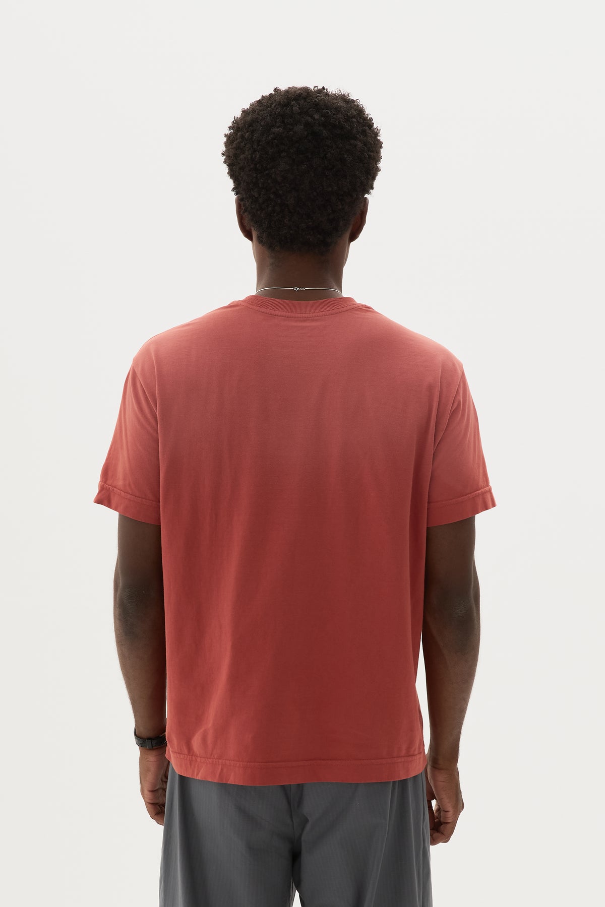RED EMBLEM REGULAR TEE x WSG