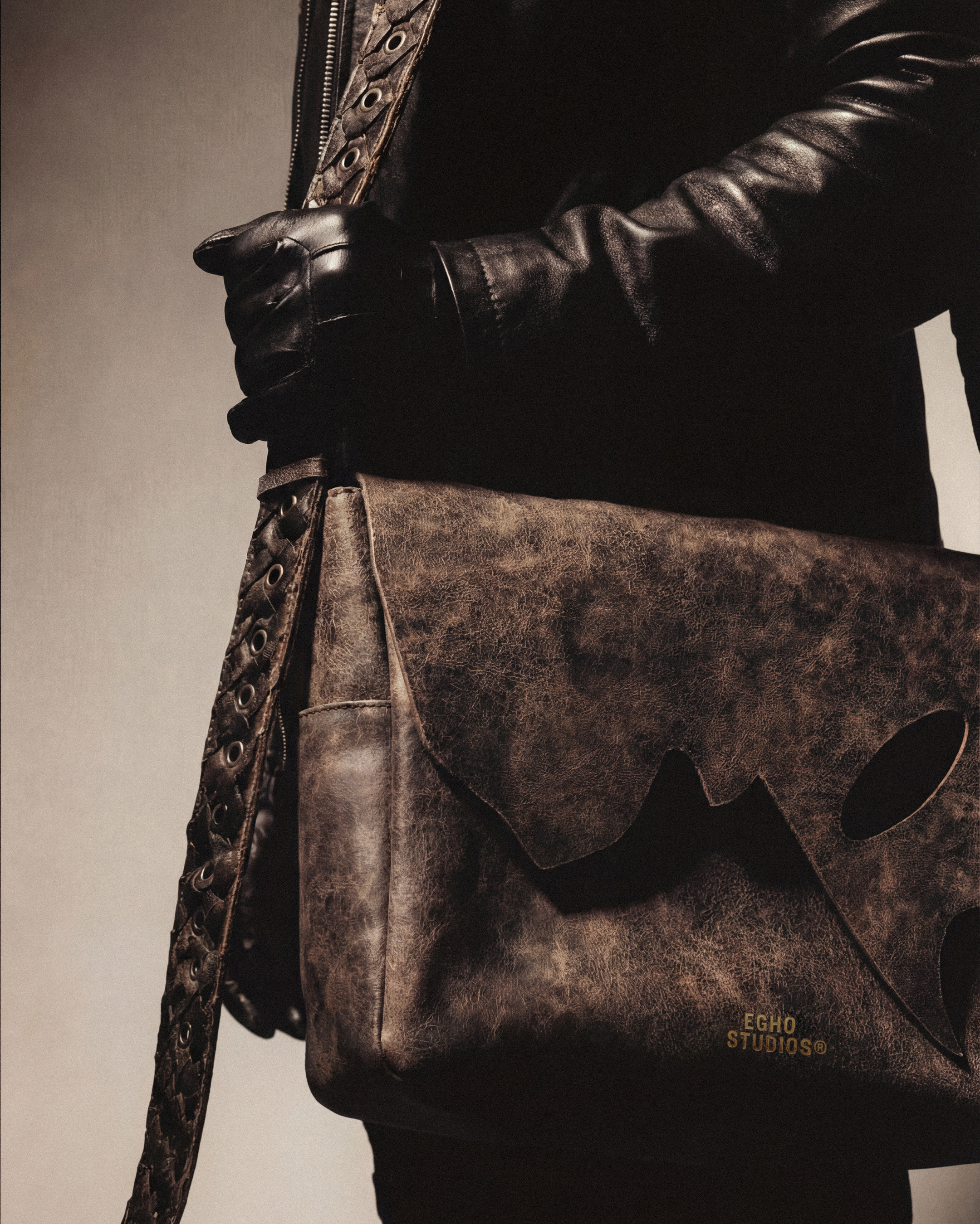 L'OBSCUR LEATHER BAG - TOBACCO (PRE-ORDER)